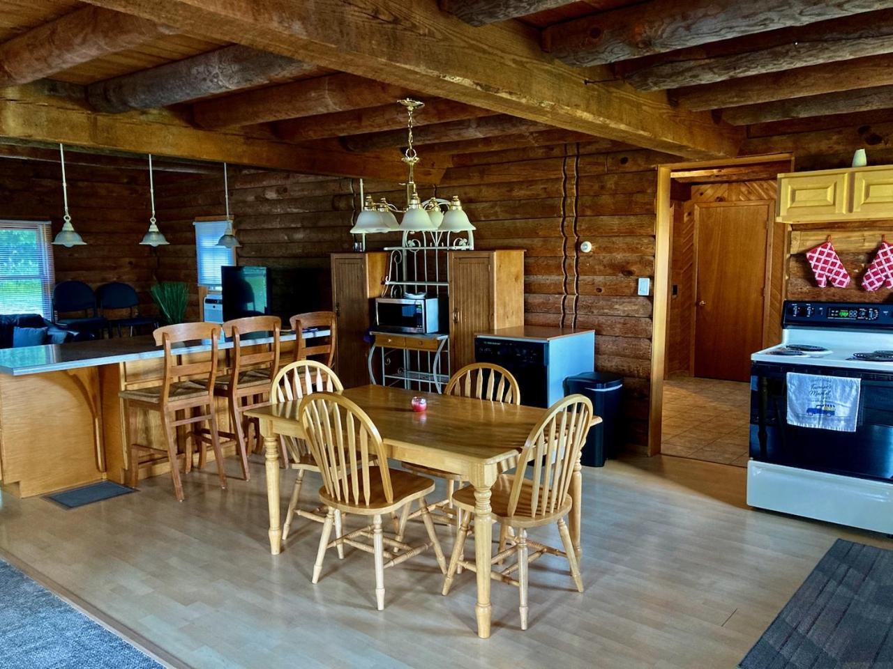 Garden Grove Retreat & Lodging Near Pictured Rocks, Fayette, Trails Εξωτερικό φωτογραφία